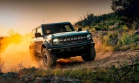 Ford's Earnings Beat vs. Its Grim Outlook: What the Price and Dividend Actually Mean vs. GM